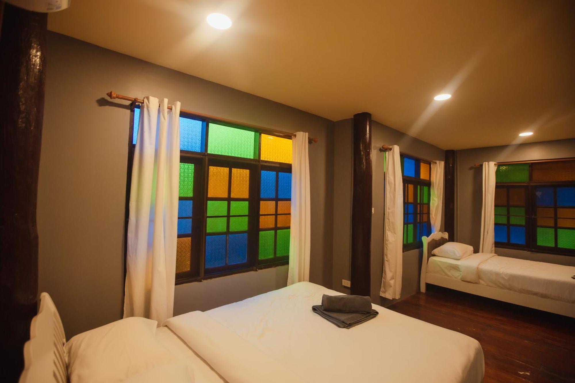 Agga Cnx Hostel Chiang Mai Esterno foto