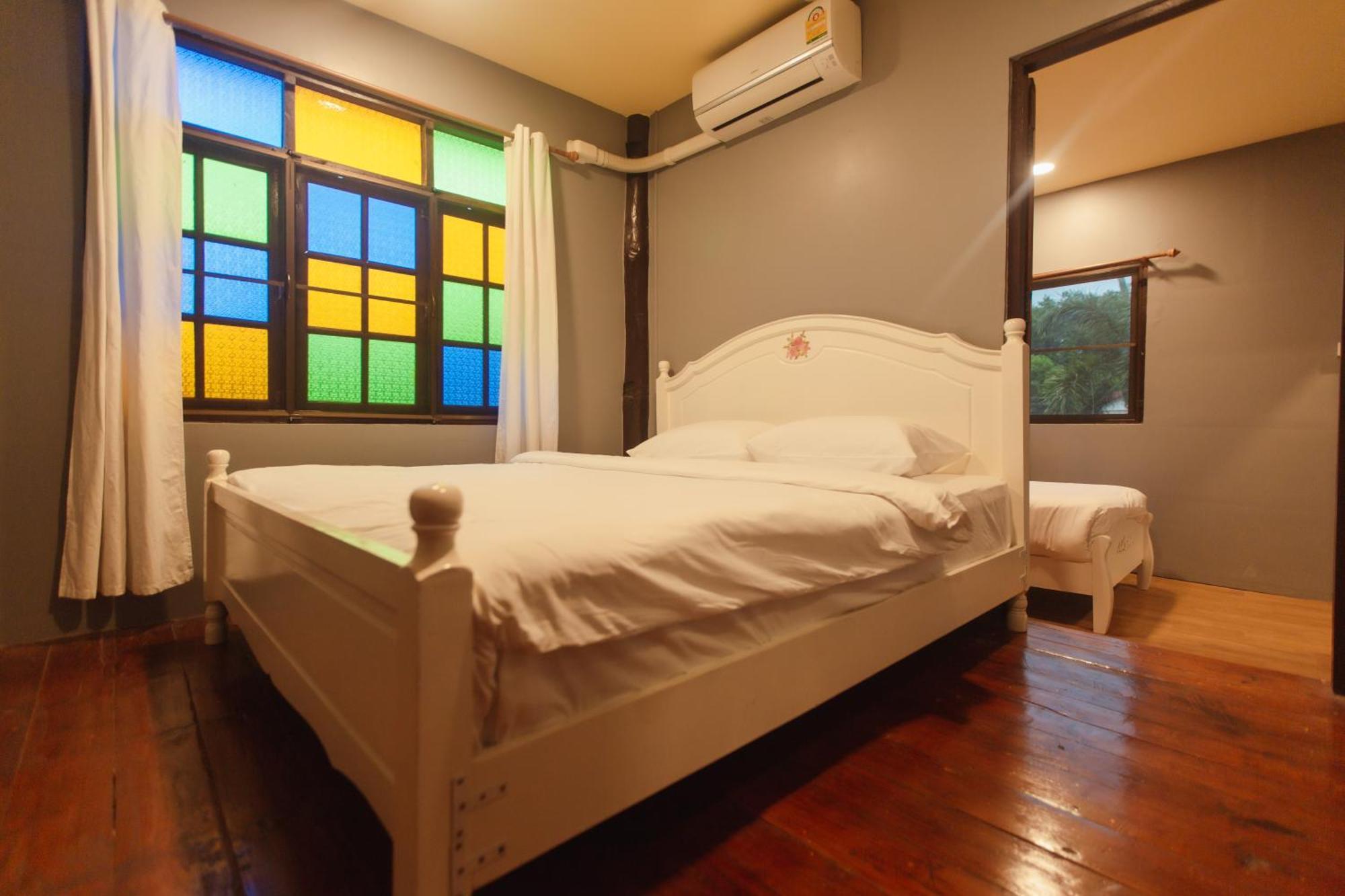 Agga Cnx Hostel Chiang Mai Esterno foto