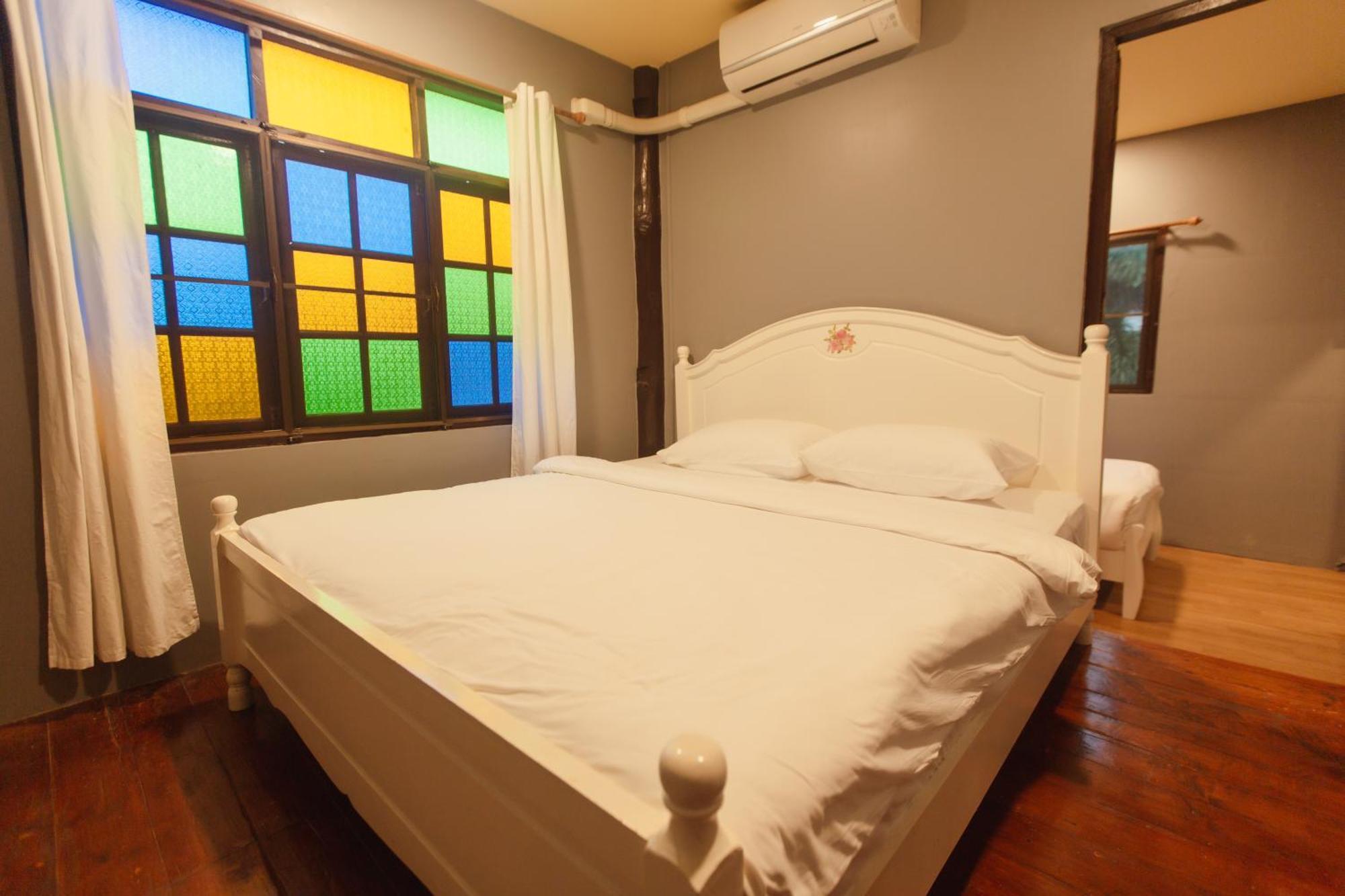 Agga Cnx Hostel Chiang Mai Esterno foto
