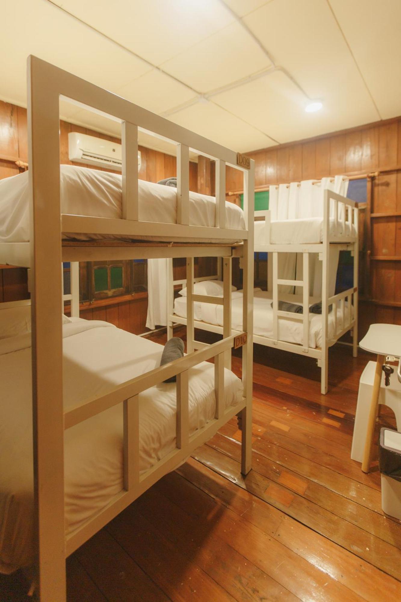 Agga Cnx Hostel Chiang Mai Esterno foto