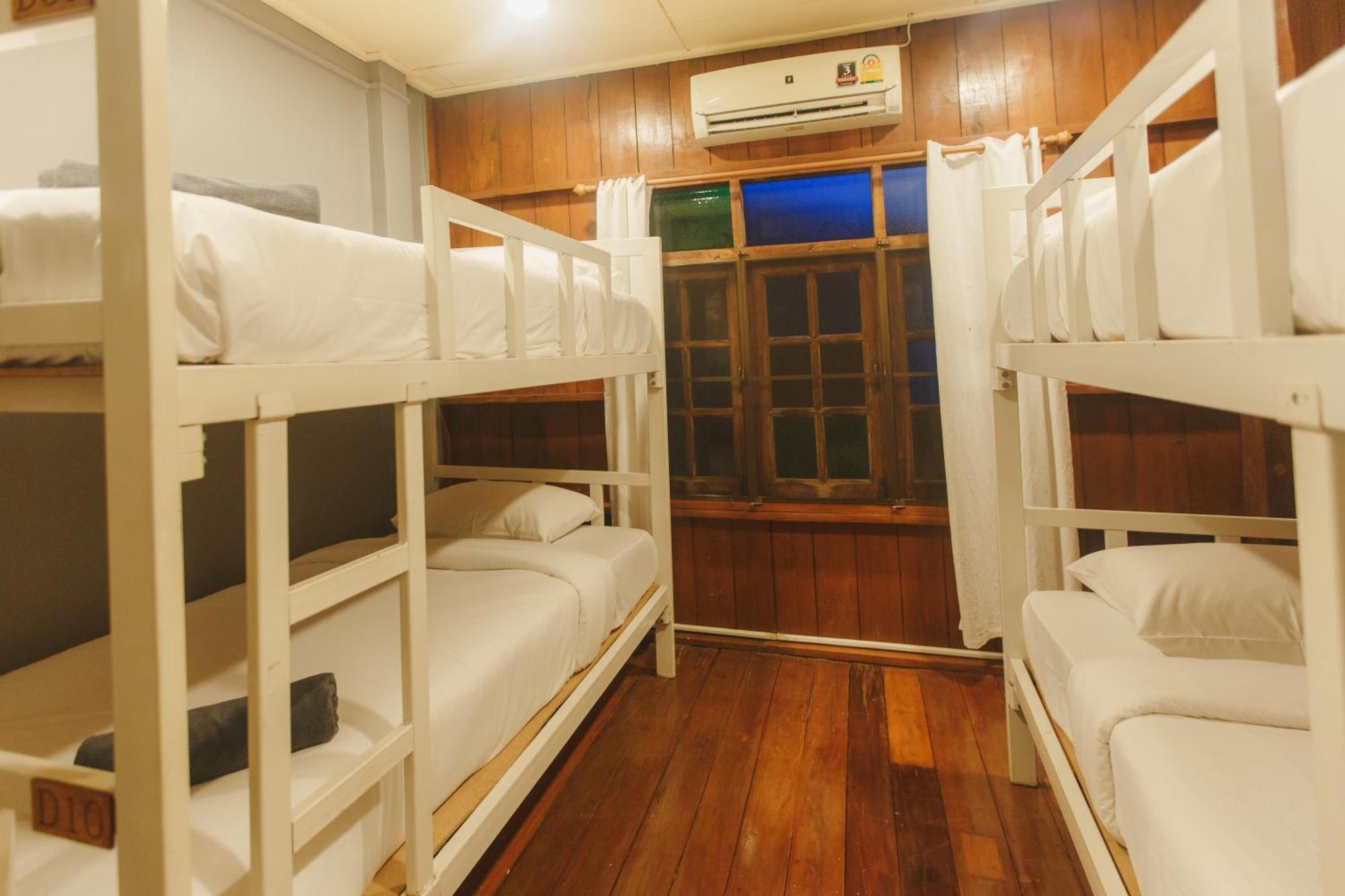 Agga Cnx Hostel Chiang Mai Esterno foto