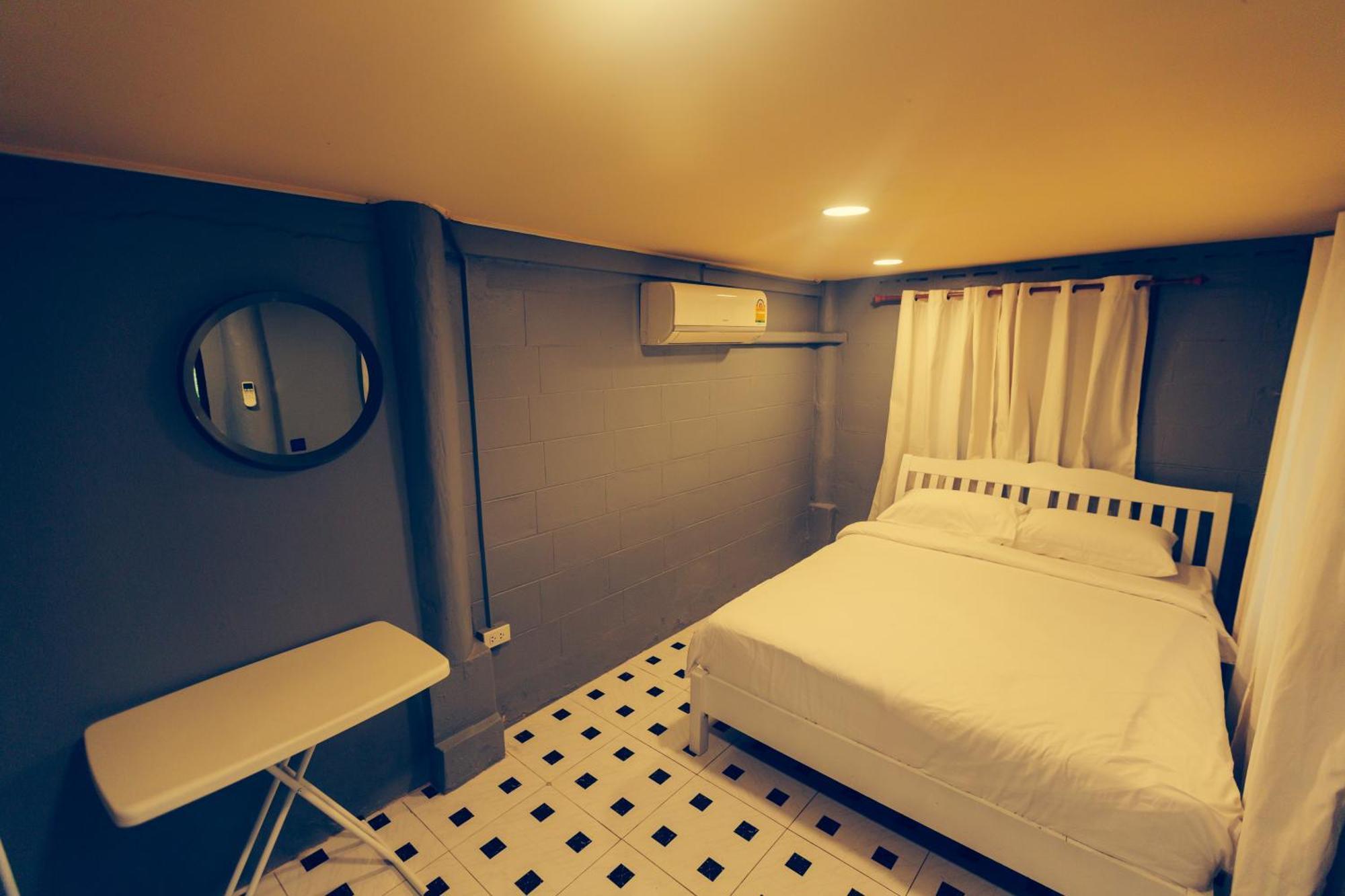 Agga Cnx Hostel Chiang Mai Esterno foto