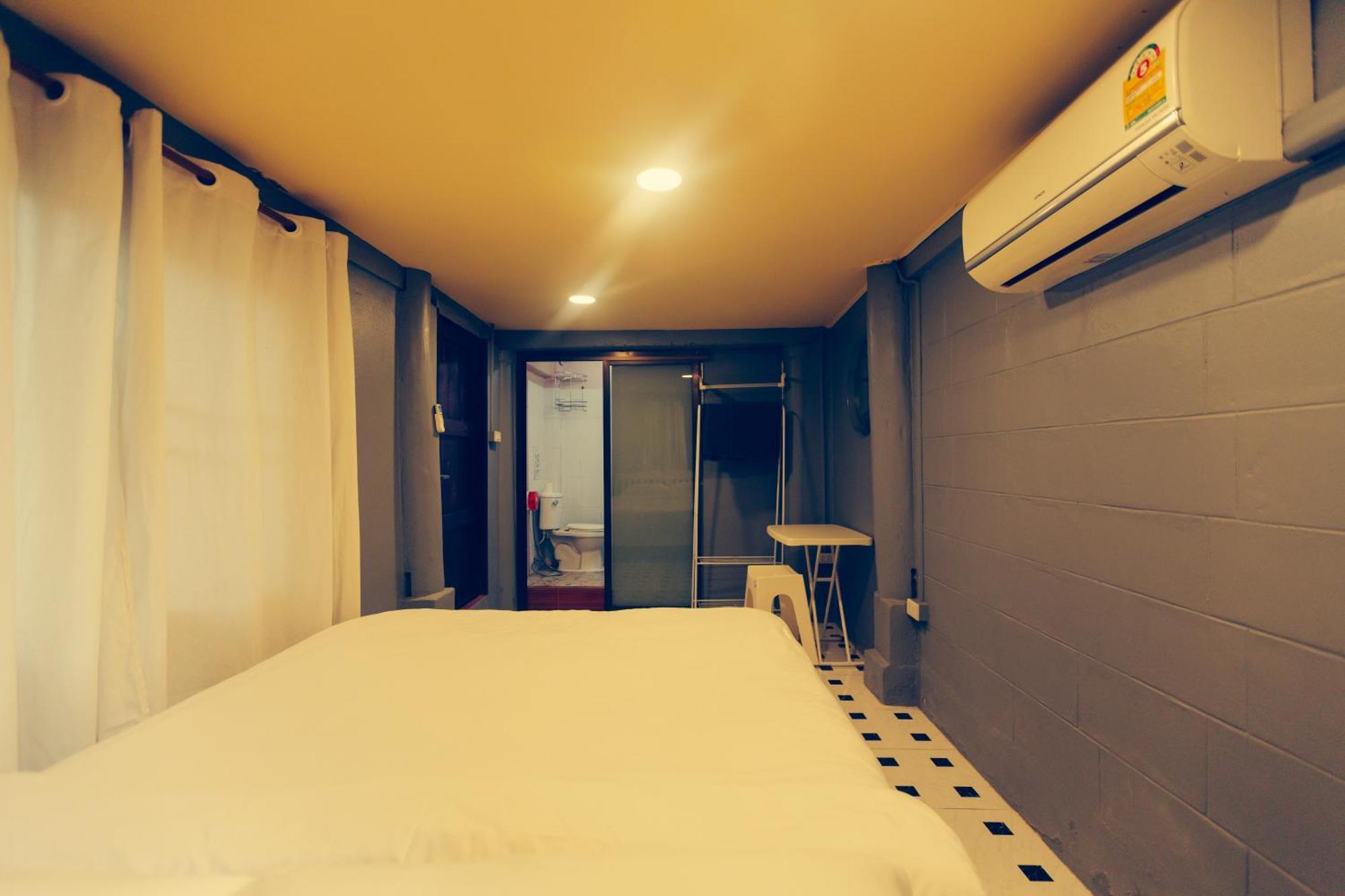 Agga Cnx Hostel Chiang Mai Esterno foto